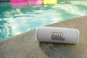 Přenosný reproduktor JBL FLIP 6 bílá barva

