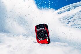 Digitální fotoaparát Olympus TG-6 červená barva

