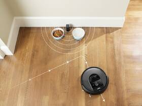 Robotický vysavač iRobot Roomba i7 
