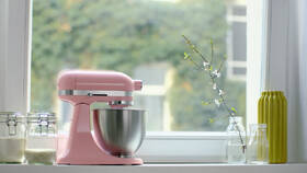 Kuchyňský robot KitchenAid 5KSM3311XEGU 

