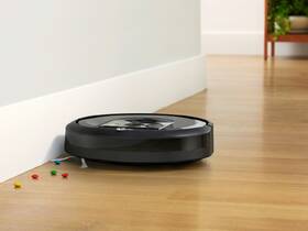 Robotický vysavač iRobot Roomba i7 
