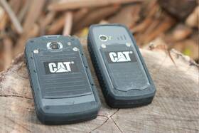 Mobilní telefon Caterpillar CAT B25 černá barva
