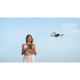 Dron DJI Mavic Air 2 šedá barva
