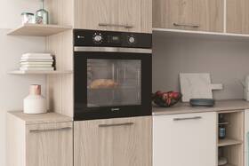 Trouba Indesit IFWS 4841 JH BL černá barva
