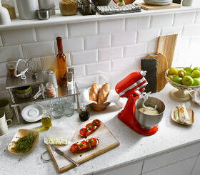 Kuchyňský robot KitchenAid 5KSM3311XEHT 
