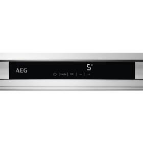 Chladnička AEG SKE818E1DC bílá barva
