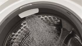 Set výrobků Whirlpool W8 W946WB CS + W7 D94WB CS 
