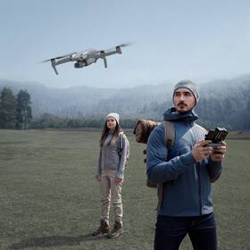 Dron DJI Air 2S Fly More Combo Smart Controller šedá barva
