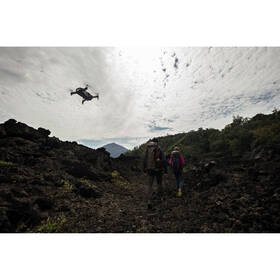 Dron DJI Mavic Air černá barva
