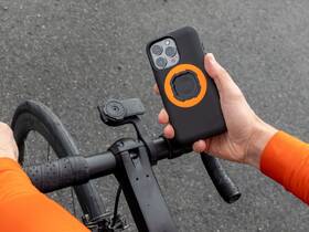 Kryt na mobil Quad Lock MAG na iPhone 12/12 Pro černá barva
