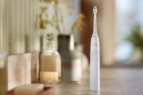 Zubní kartáček Philips HX7108/01 bílá barva
