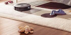 Robotický vysavač iRobot Roomba Combo j7+ černá barva
