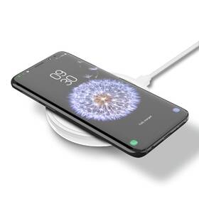 Bezdrátová nabíječka Belkin 10W Qi bílá barva
