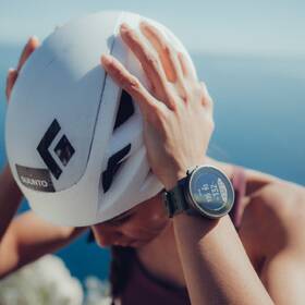 Chytré hodinky Suunto Vertical Titanium Solar - Forest 
