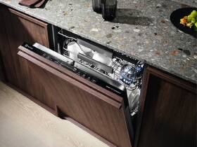 Myčka nádobí Electrolux KECA7300L 
