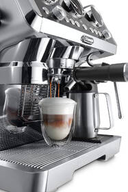 Espresso De'Longhi EC9665.M nerez
