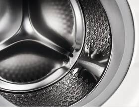 Pračka Electrolux EW8F148BC bílá barva
