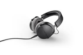 Sluchátka Beyerdynamic DT 700 PRO X černá barva
