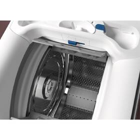 Pračka Electrolux EW7TN3272C bílá barva
