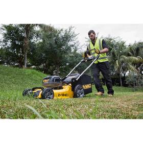 Sekačka Dewalt DCMW564P2-QW (s baterií) 
