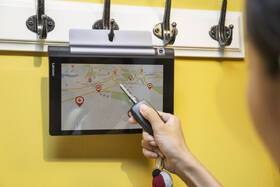 Dotykový tablet Lenovo Yoga Tablet 3 8 16 GB Wi-Fi ANYPEN černá barva
