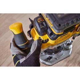 Frézka horní Dewalt DCW620H2 (s baterií) 
