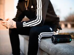 Přenosný reproduktor LAMAX Sounder2 černá barva
