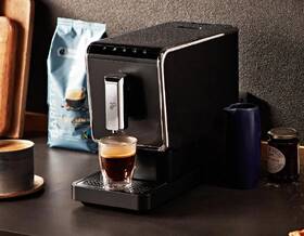 Automatický kávovar Tchibo Esperto Caffé 1.1, antracit 
