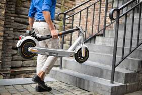 Elektrická koloběžka Ninebot by Segway MAXG30LE II 
