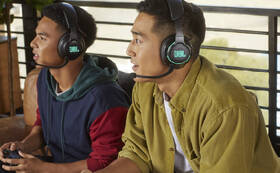 Headset JBL Quantum 610 černá barva
