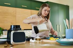 Stolní mixér RUSSELL HOBBS 28241-56 Sensigence Intelligent 
