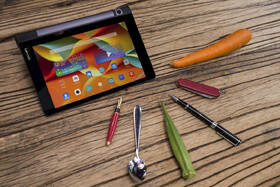 Dotykový tablet Lenovo Yoga Tablet 3 8 16 GB Wi-Fi ANYPEN černá barva
