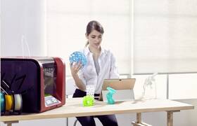 3D tiskárna XYZ da Vinci Junior 1.0 Pro černá barva

