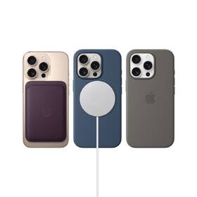 Mobilní telefon Apple 128 GB černý titan 
