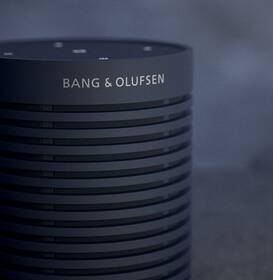 Přenosný reproduktor Bang & Olufsen BeoSound Explore modrá barva
