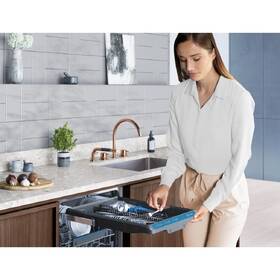 Myčka nádobí Electrolux EEM23100L 
