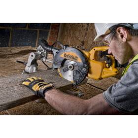 Pila pokosová Dewalt DWS773 
