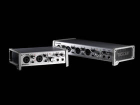 Zvuková karta Tascam Series 102i stříbrná barva
