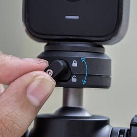 Držák PGYTECH CapLock Action Camera Extension Pole Tripod černá barva
