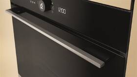 Trouba Whirlpool WOI5S8HM1SXA nerez
