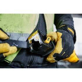 Pila ocaska Dewalt DWE305PK 
