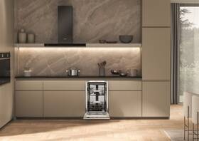 Myčka nádobí Whirlpool WH6IB10BS7LA0 
