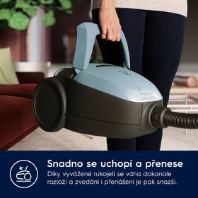 Podlahový vysavač Electrolux PD82-4MB modrá barva
