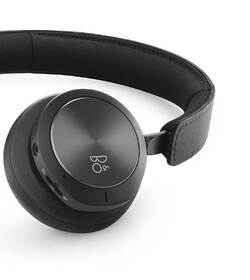 Sluchátka Bang & Olufsen H8i černá barva
