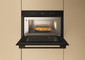 Mikrovlnná trouba Whirlpool WMD7O4TB černá barva
