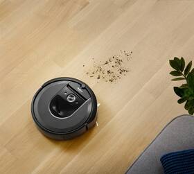 Robotický vysavač iRobot Roomba i7 
