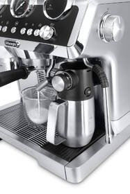 Espresso De'Longhi EC9665.M nerez
