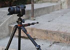 Stativ Vanguard VEO 204AB černá barva
