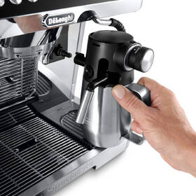 Espresso De'Longhi EC9665.M nerez
