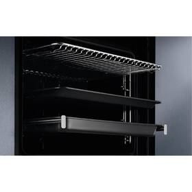 Trouba Electrolux EOF3H50BK černá barva
